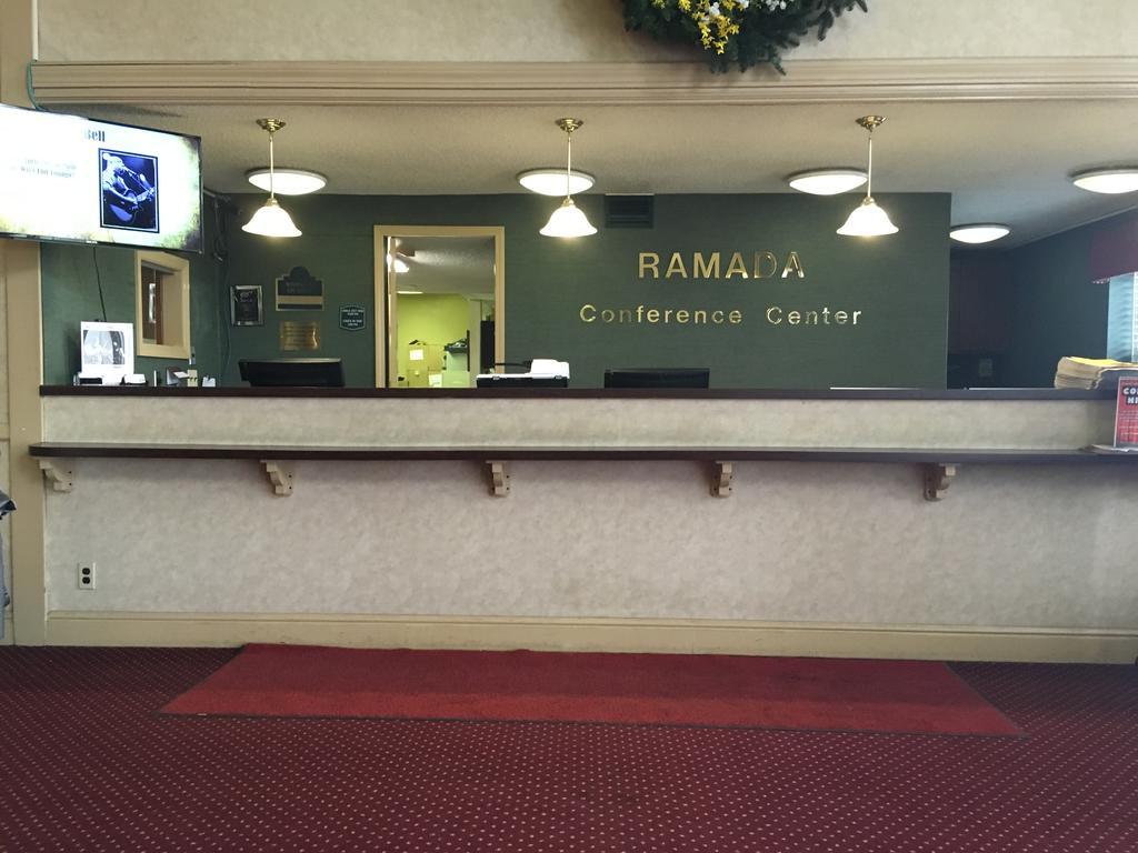 摩根敦 Ramada Conference Center酒店 外观 照片